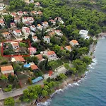 Barkadela *